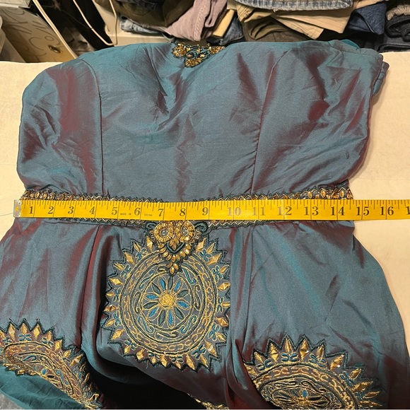 Indian Wedding Gowns Dress - Picture 8 of 8